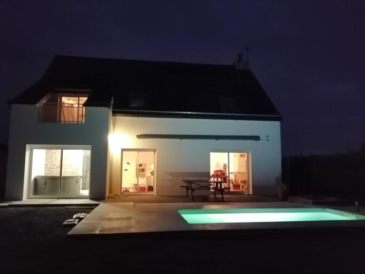 Villa Bord De Mer Avec Piscine Et Jacuzzi Pénestin Exteriör bild