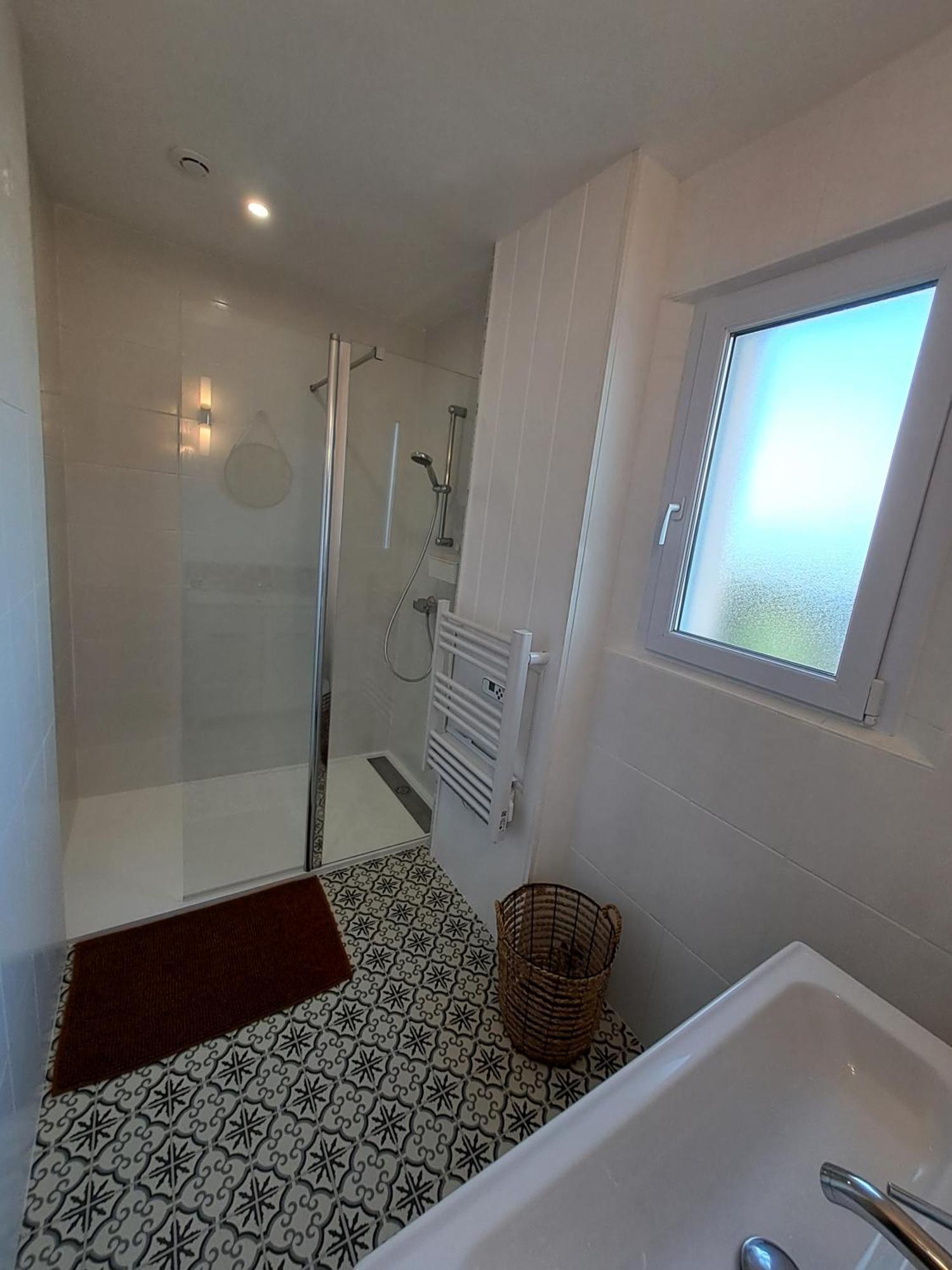 Villa Bord De Mer Avec Piscine Et Jacuzzi Pénestin Exteriör bild